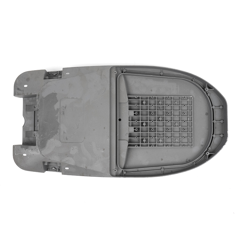 Hliníková vícerážená stíhačka